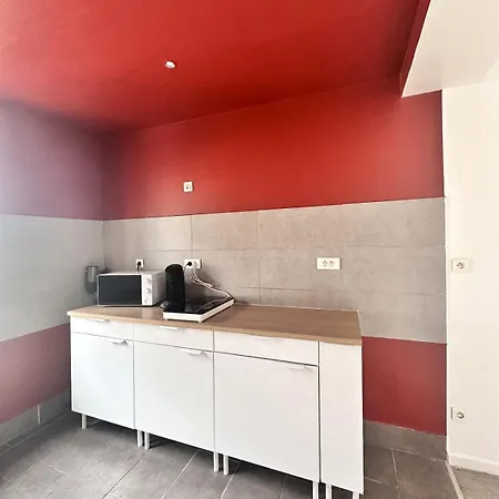 Cozy And Bright Perfect In